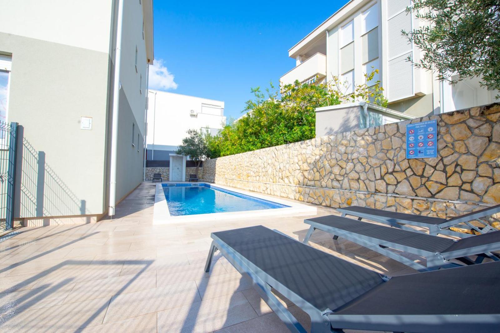 Apartments Yoko Novalja Luaran gambar